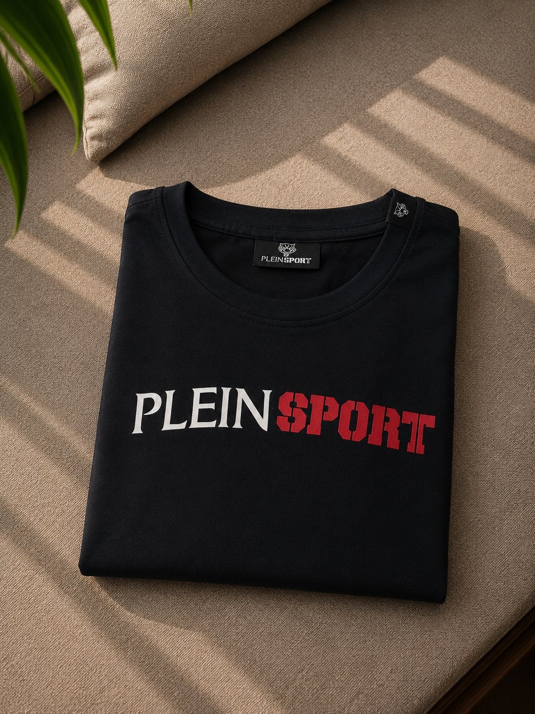 Plein Sport T-shirt Zwart - Zo goed als nieuw, Kleding | Heren, T-shirts, Ophalen of Verzenden, Zo goed als nieuw, Maat 56/58 (XL)