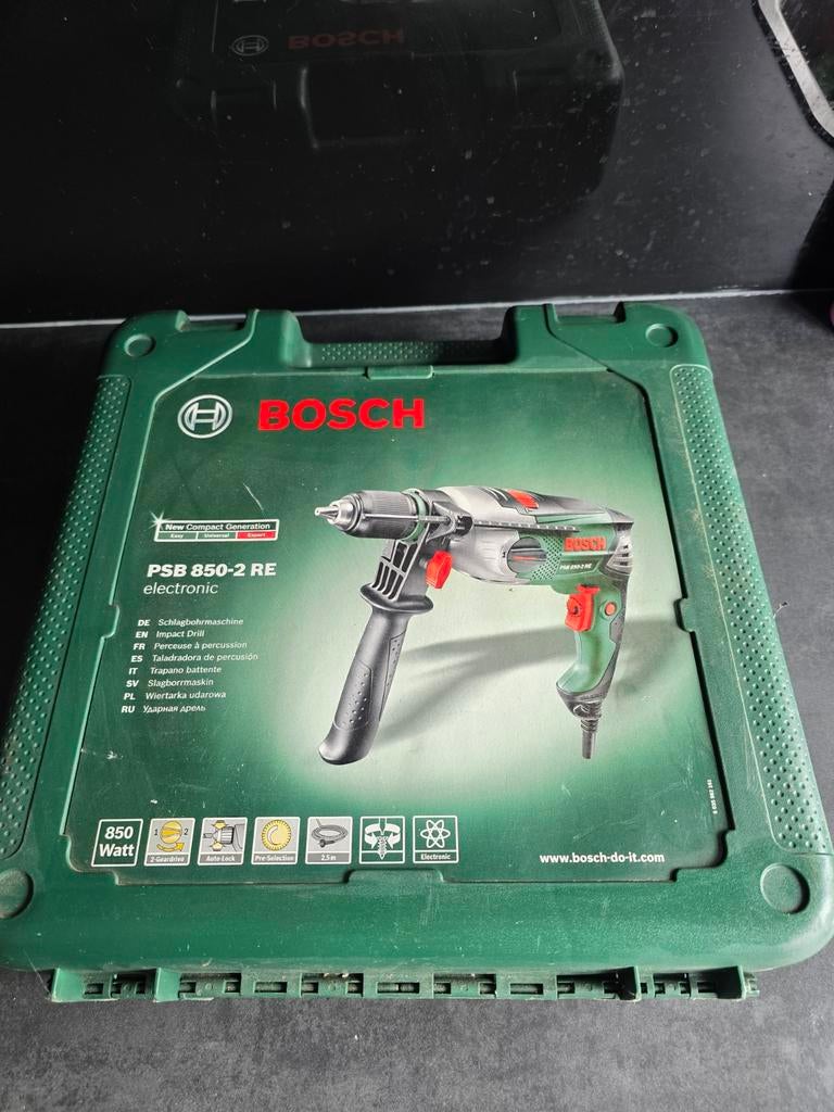 Bosch PSB 850-2 RE Klopboormachine - 850W, Boormachine, Ophalen of Verzenden, Variabele snelheid, Gebruikt