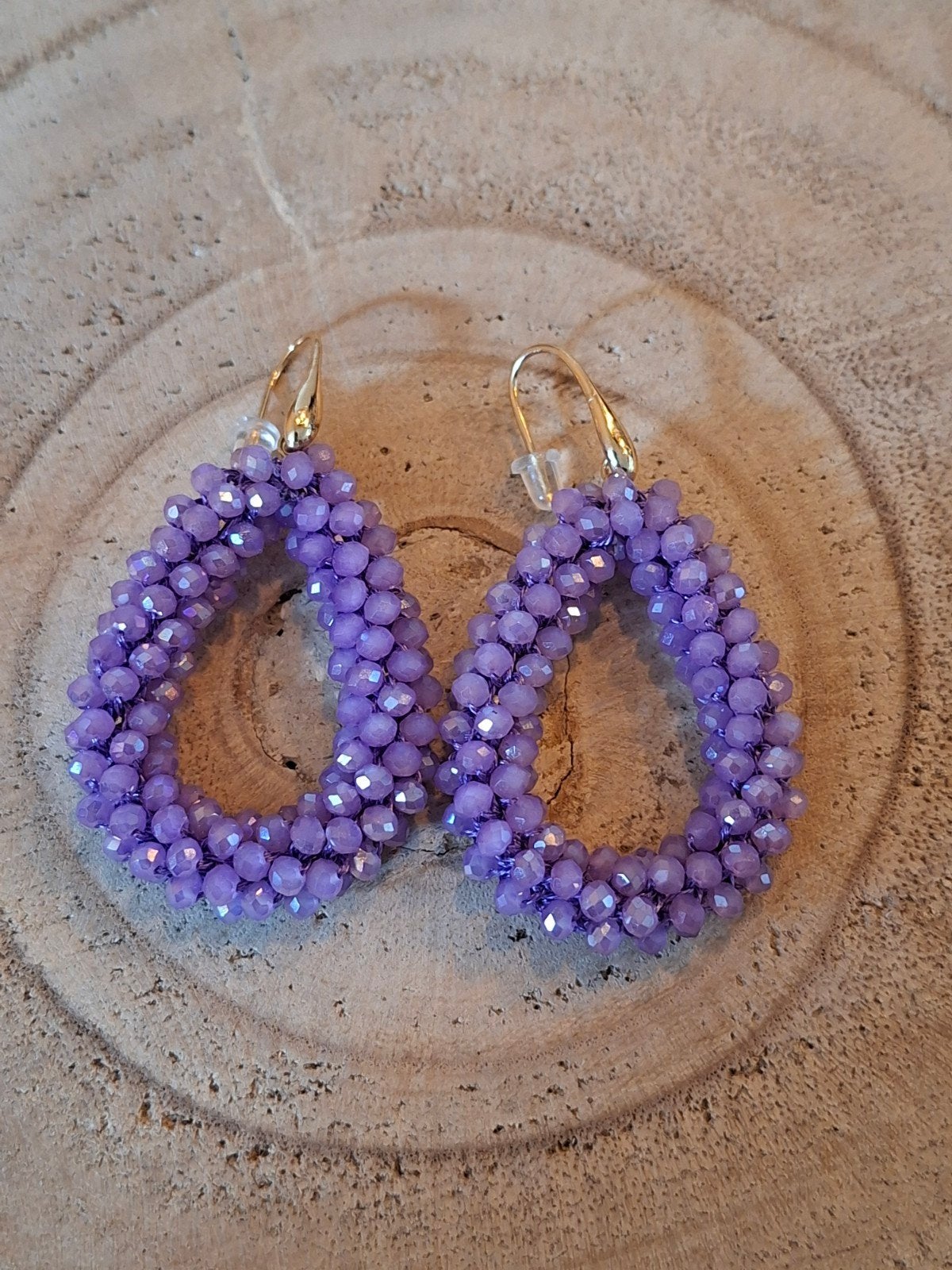 Nieuwe lila druppel oorbellen., Sieraden, Tassen en Uiterlijk, Oorbellen, Overige materialen, Hangers, Overige kleuren, Onbekend