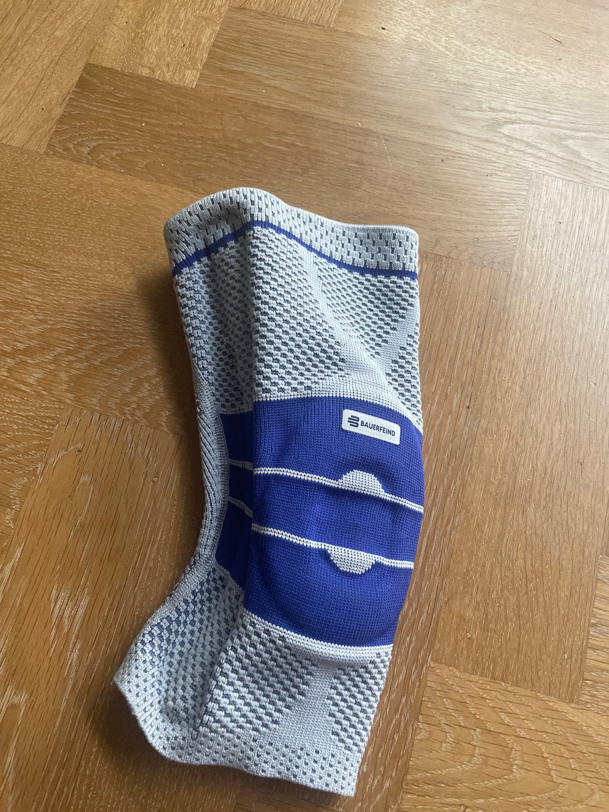 Bauerfeind band knie maat 1, Ophalen of Verzenden, Zo goed als nieuw