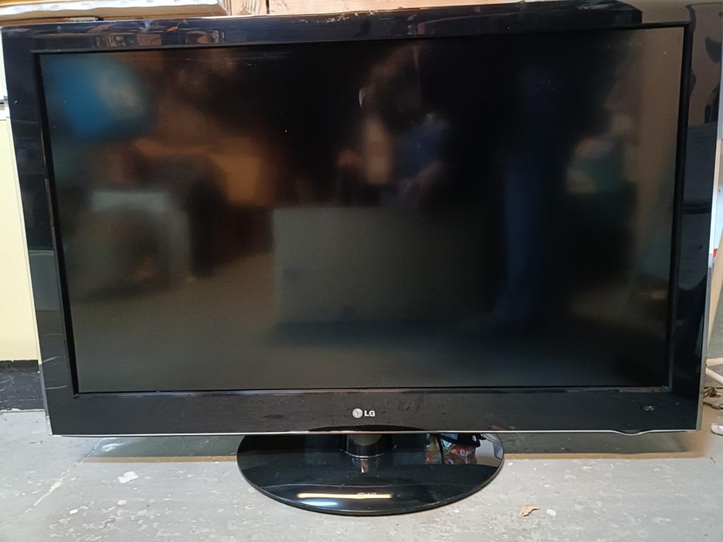 Prima LG tv 47 inch., Ophalen, Gebruikt, 50 Hz, 100 cm of meer