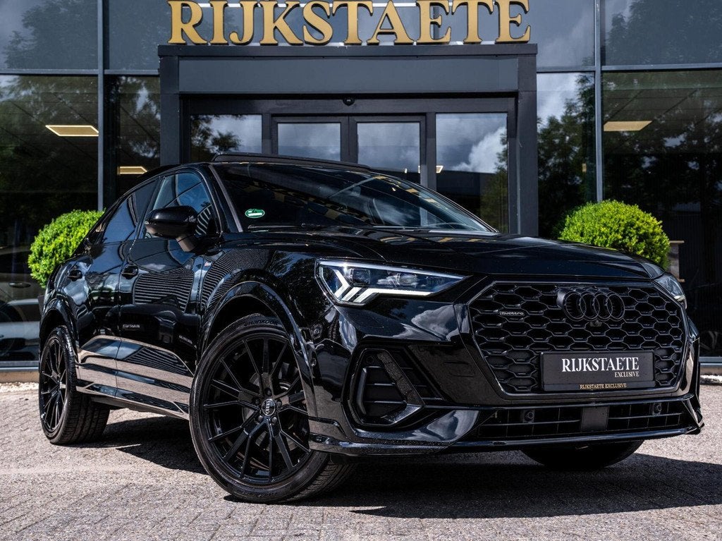 Audi Q3 Sportback 45 TFSI Quattro S-LINE|PANO|MATRIX|B&O, Gebruikt, 4 cilinders, 1984 cc, Zwart