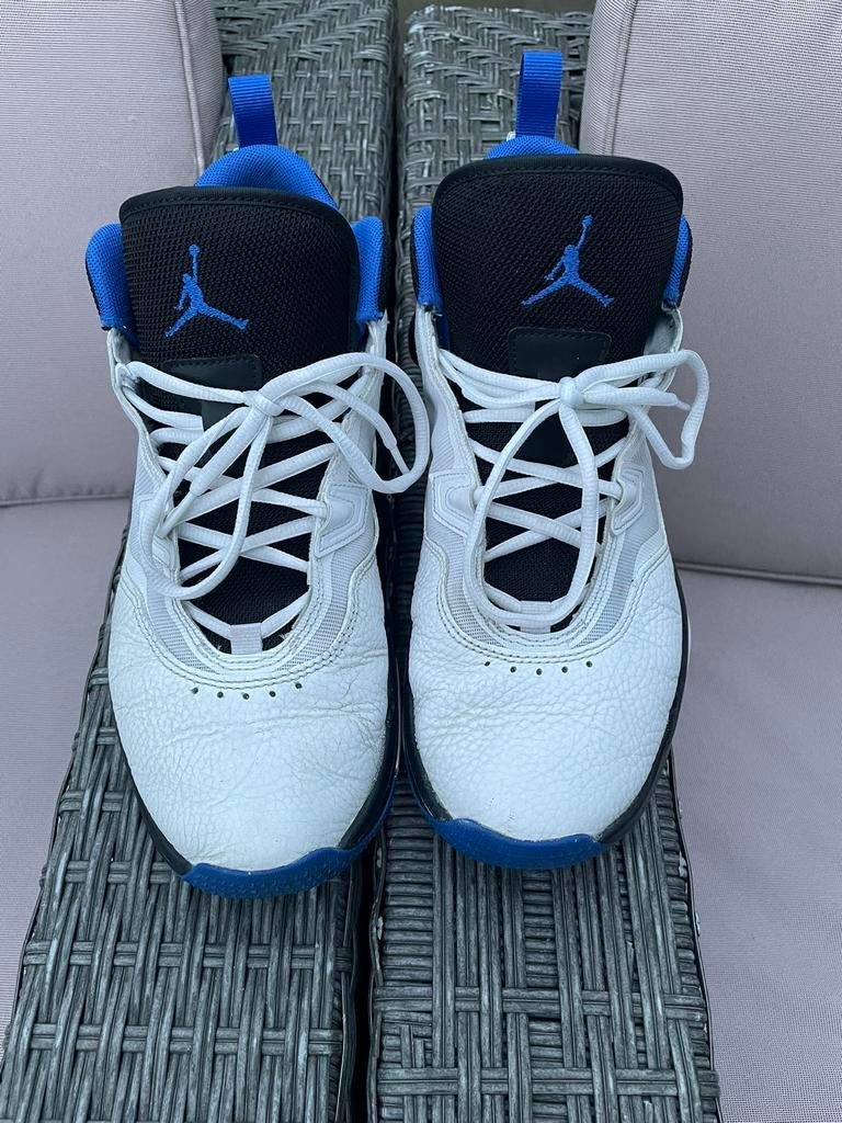 Nike jordan flight wit mt 43, Ophalen, Gebruikt, Schoenen