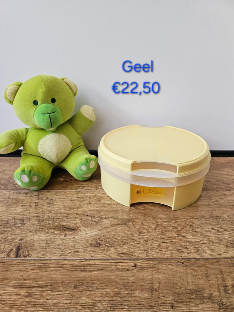 Tupperware gele vensterdoos koektrommel €22,50, Huis en Inrichting, Keuken | Tupperware, Gebruikt, Bak of Kom, Geel, Ophalen of Verzenden
