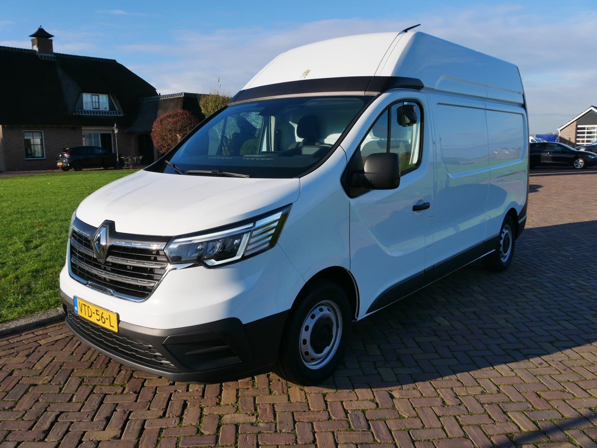 Renault Trafic 2.0 dCi 150 T29 L2H2 Comfort AC * 18999 EX BT, Voorwielaandrijving, Stof, Gebruikt, 4 cilinders