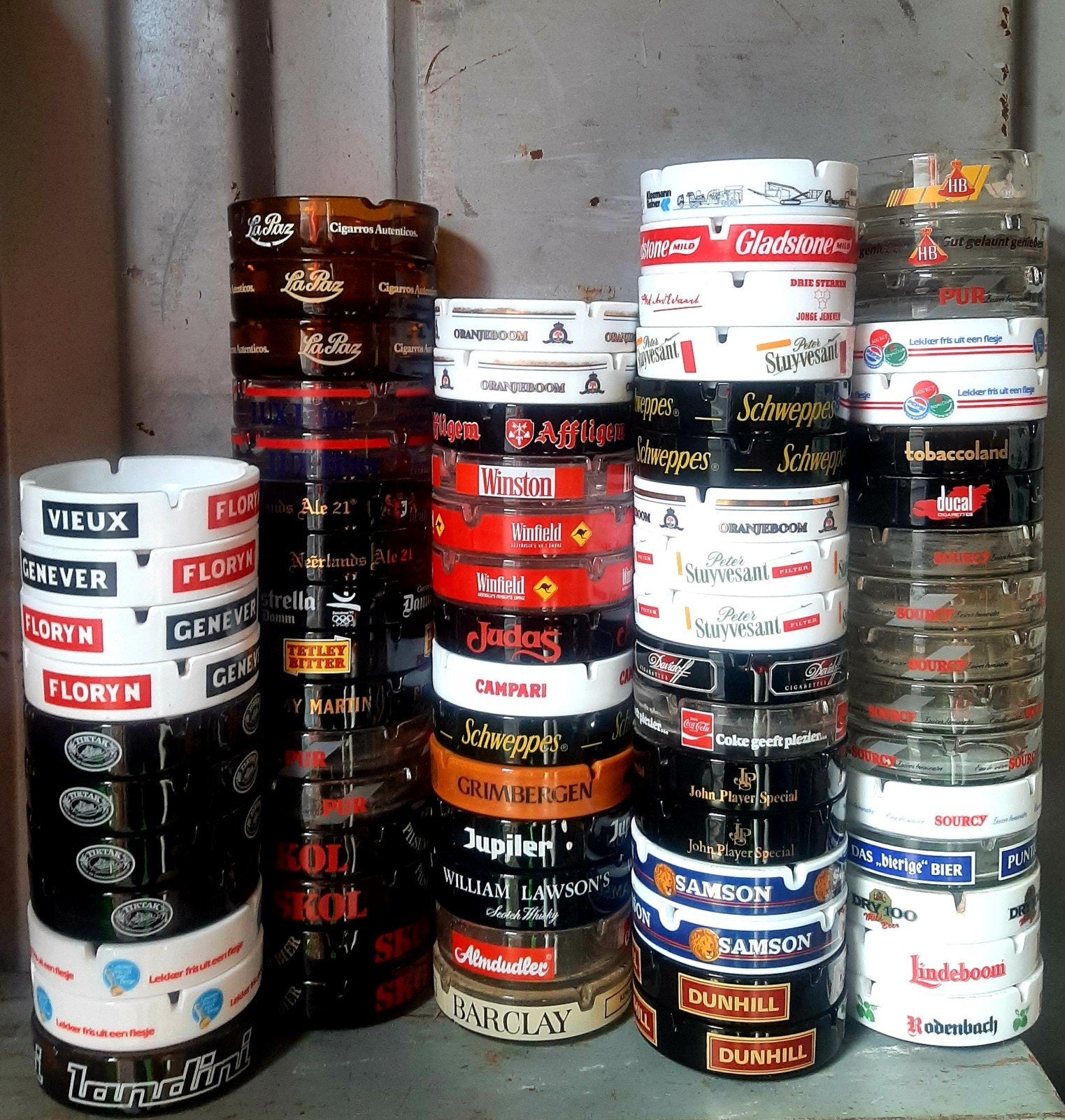 Vintage Asbakken - (Verzameling / Bier / Tabak / Drank), Verzamelen, Ophalen of Verzenden, Asbak