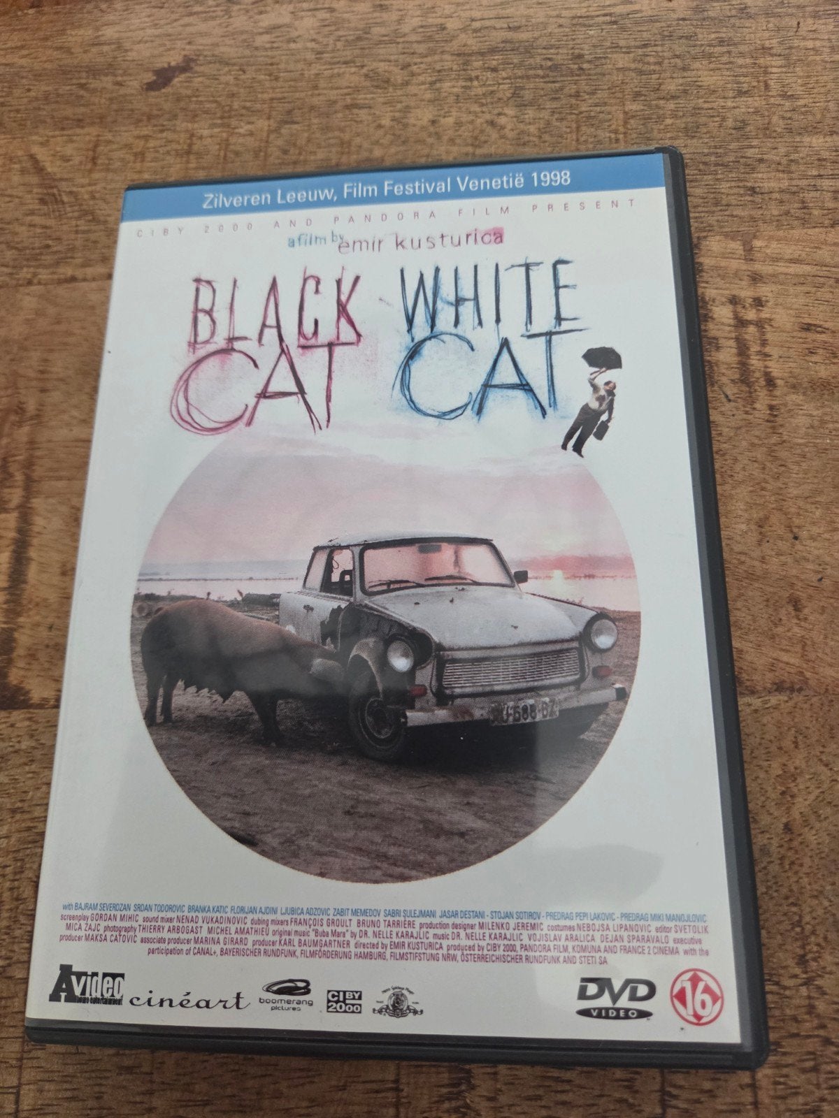 Black cat white cat dvd(1998)emir kusturica, Cd's en Dvd's, Alle leeftijden, Ophalen of Verzenden, Zo goed als nieuw, Overige gebieden