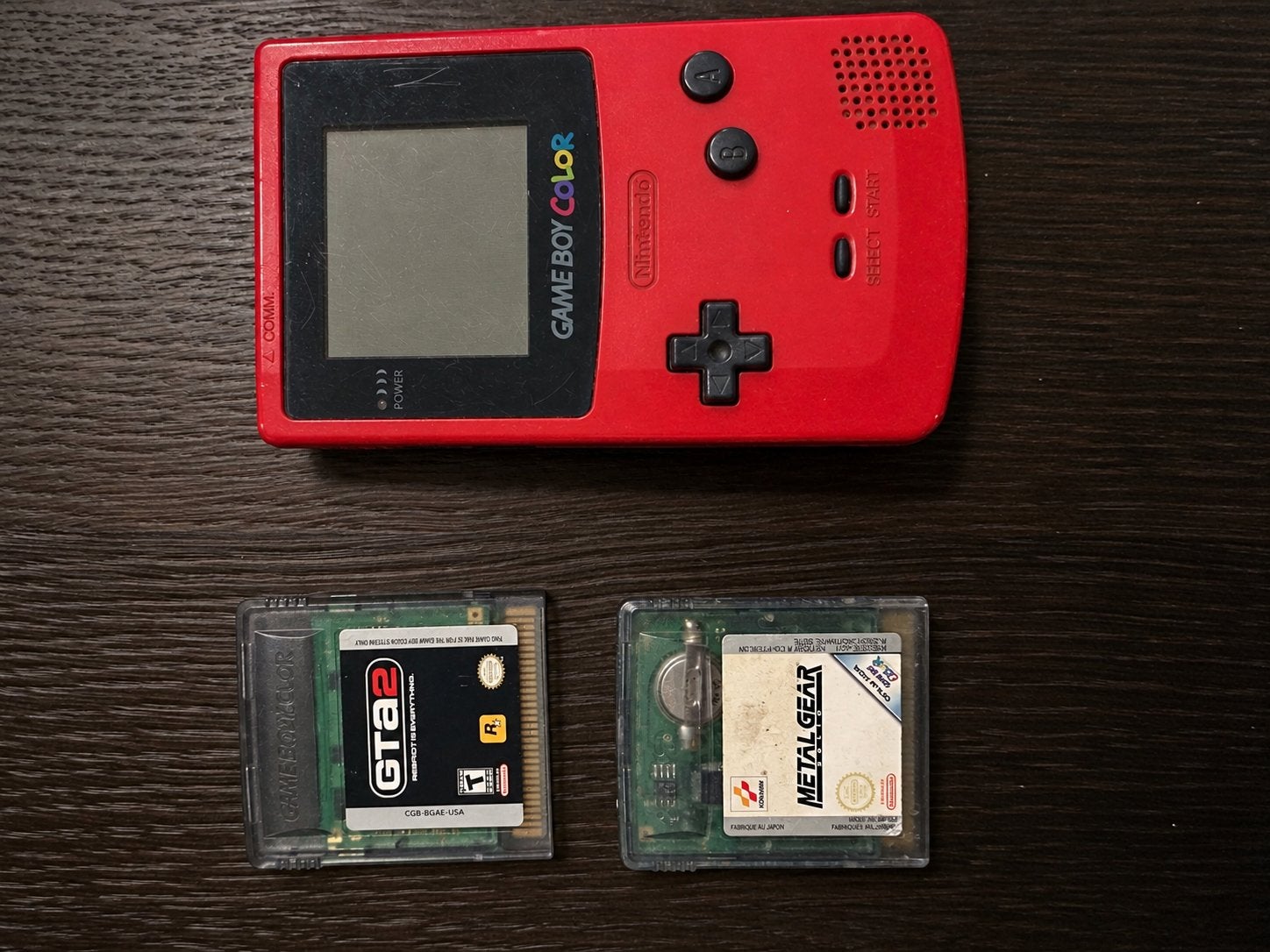 Nintendo Game Boy Color rood + GTA 2 & Metal Gear Solid, Spelcomputers en Games, Ophalen of Verzenden, Gebruikt, Game Boy Color