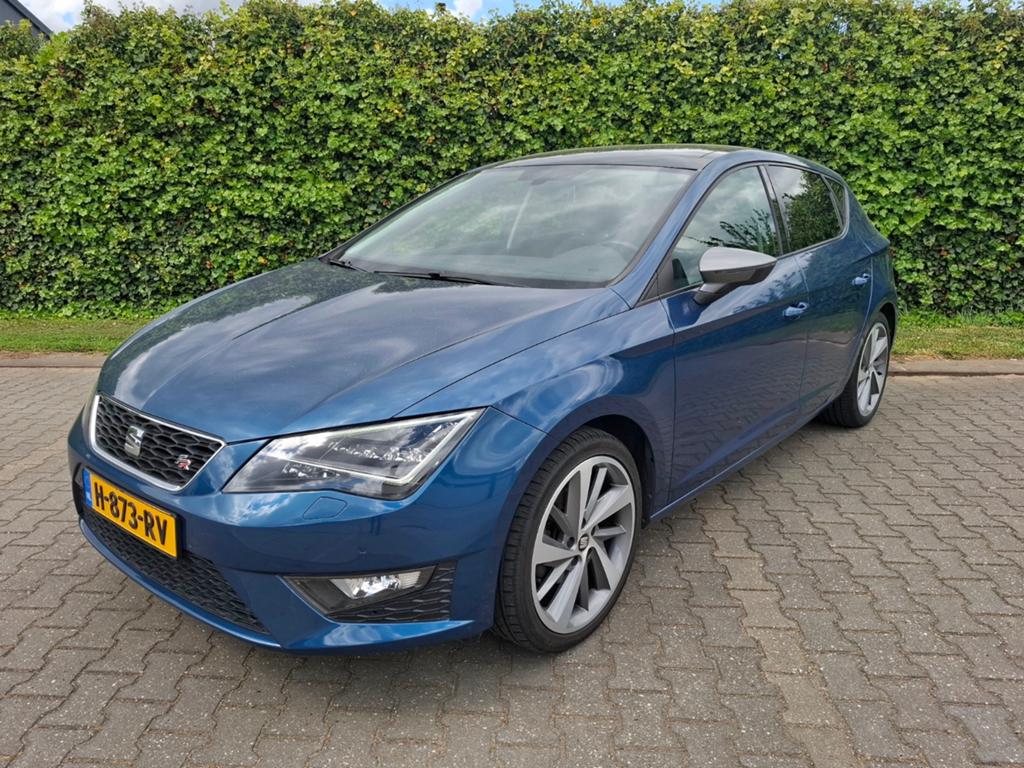 Seat Leon 1.4 TSI FR ACT 150PK Dsg7 2014 Blauw Panoramadak, 4 cilinders, 630 kg, 22 km/l, Automatische klimaatregeling
