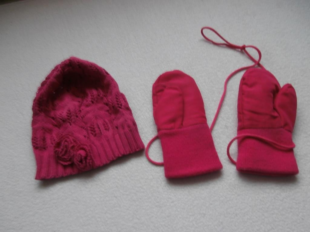 Muts roze met bloem H&M Hennes en Maurits maat 104 116, Meisje, H&M, Ophalen of Verzenden, Overige typen