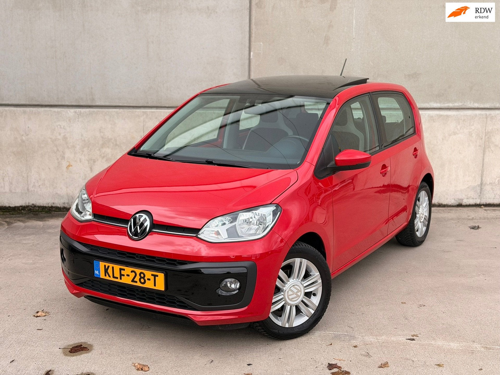 Volkswagen High Up! 1.0 BMT Pano 5-deurs Stoelverw MF-stuur, Voorwielaandrijving, Elektrische ramen, Gebruikt, Leder en Stof