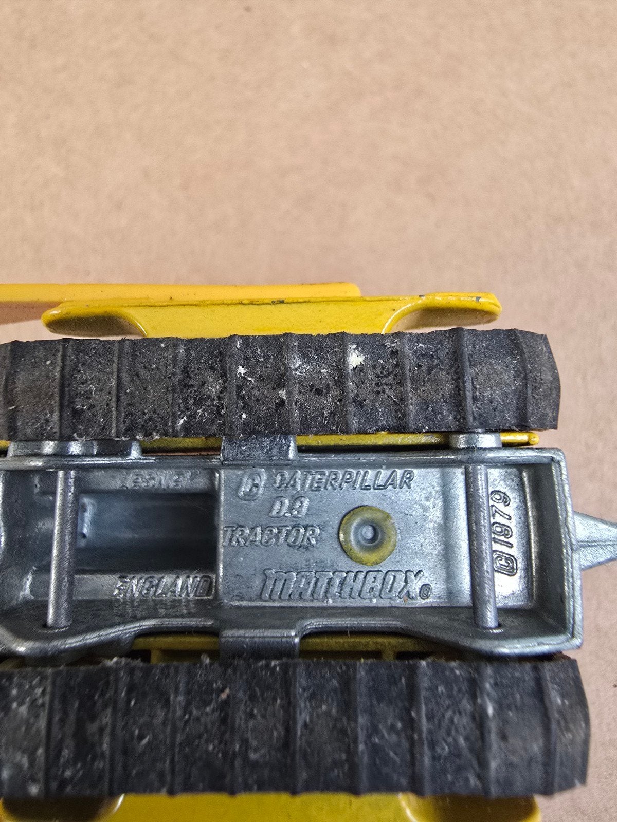 Matchbox Caterpillar D8 Tractor & Kaidiwei Graafmachine, Ophalen of Verzenden, Gebruikt, 1:50 of kleiner, Overige merken