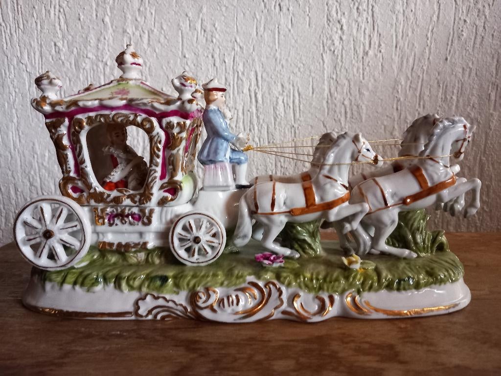 Grote porseleinen Koets Pacelli Italiaans Capodimonte, Antiek en Kunst, Antiek | Porselein, Ophalen