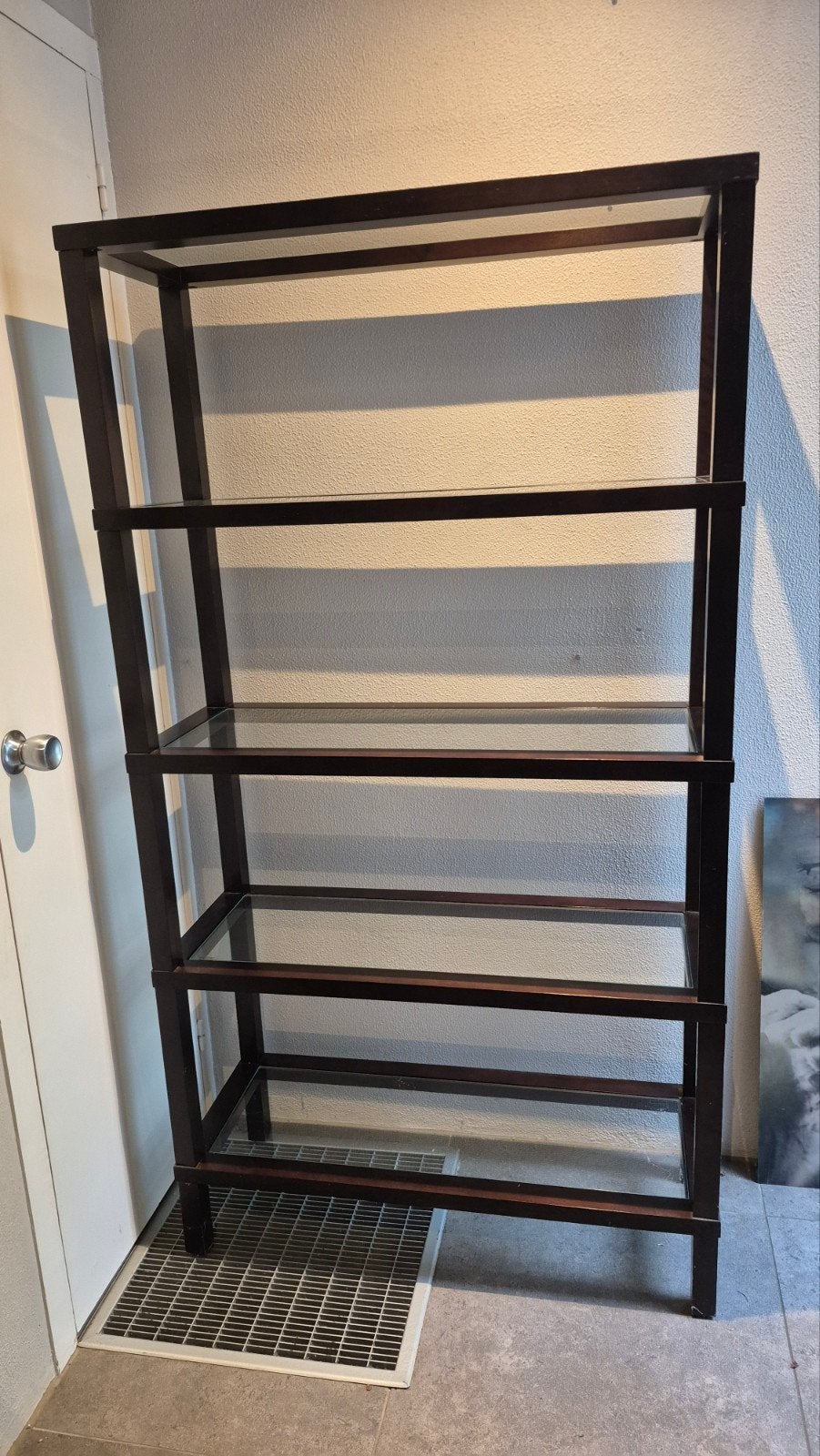 Massief houten boekenkast met glazen planken, Ophalen, Met plank(en), Gebruikt, Glas