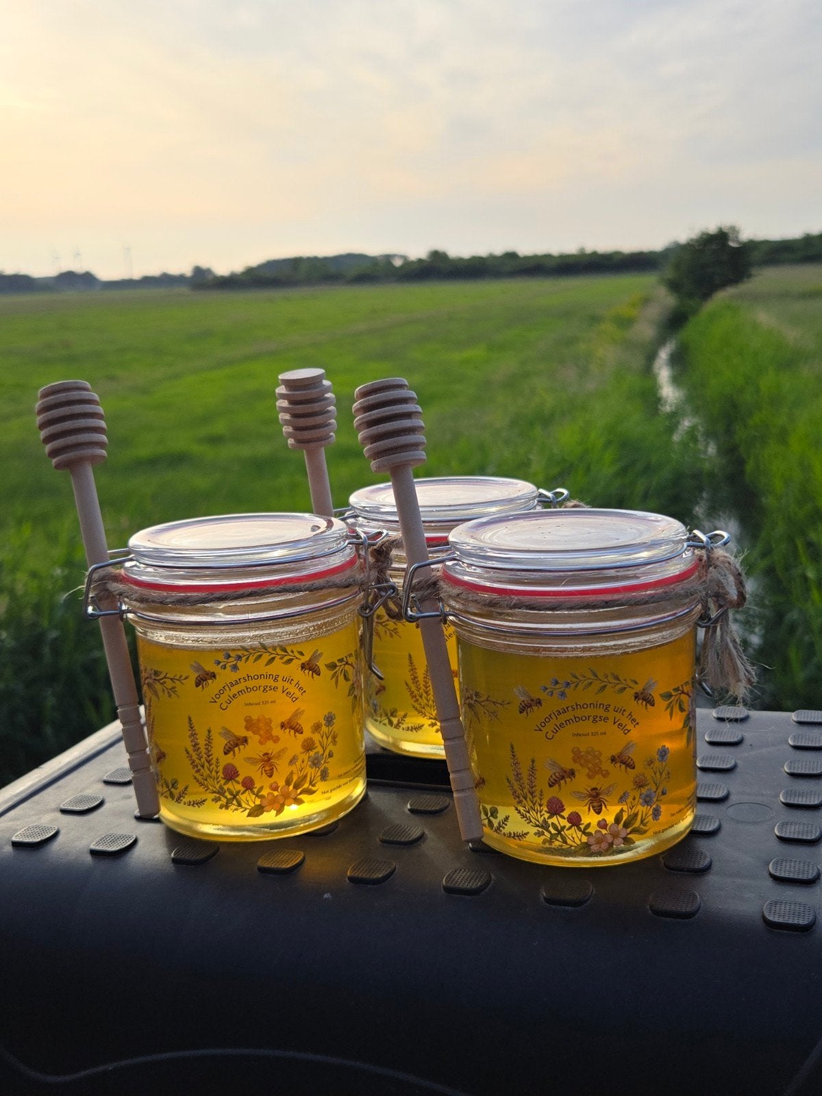 Heerlijke Voorjaarshoning uit het Culemborgse Veld, Diversen, Ophalen
