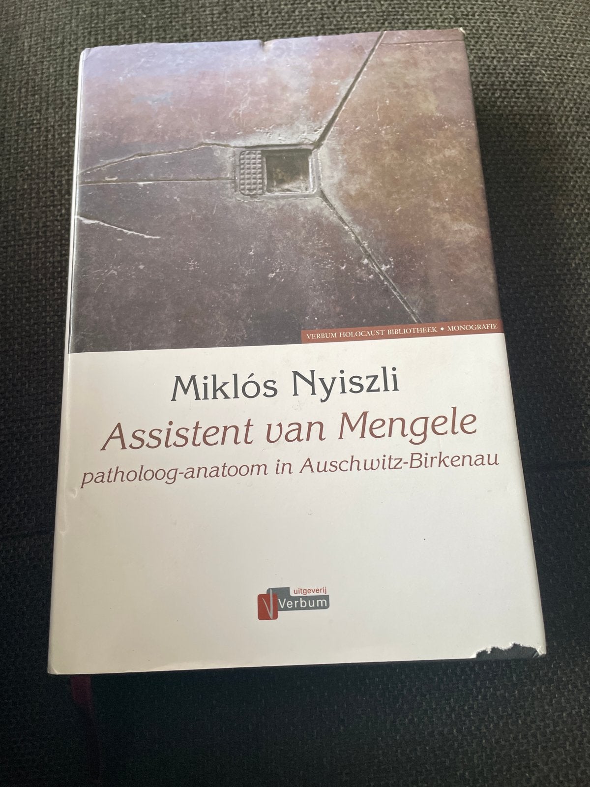 Assistent van Mengele - Miklós Nyiszli, Boeken, Ophalen of Verzenden, Tweede Wereldoorlog, Zo goed als nieuw, Overige onderwerpen