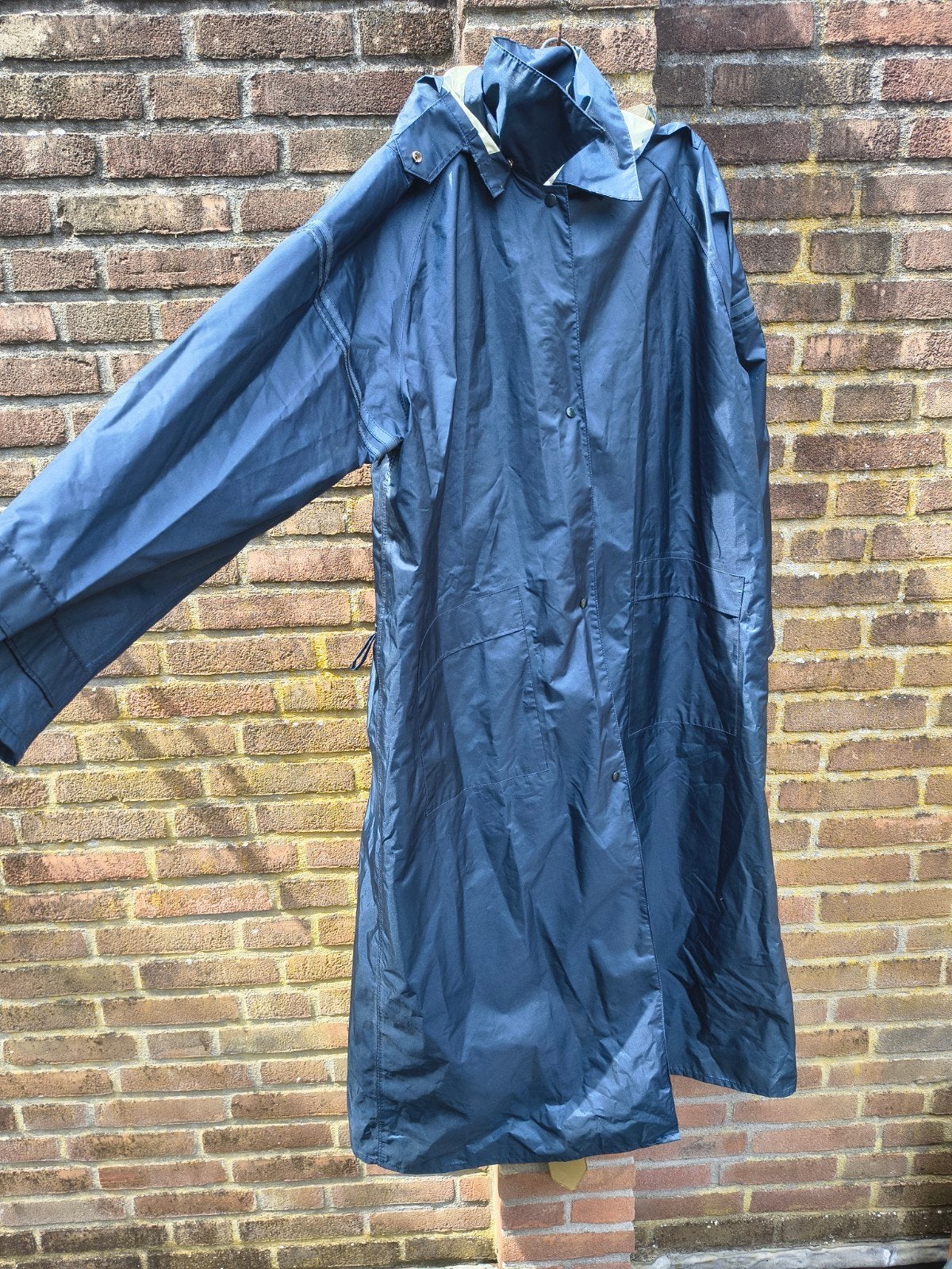 Vintage blauwe AGU Sport regenmantel maat 46 100% rubber, Caravans en Kamperen, Regenkleding, Ophalen of Verzenden, Gebruikt, Regenjas