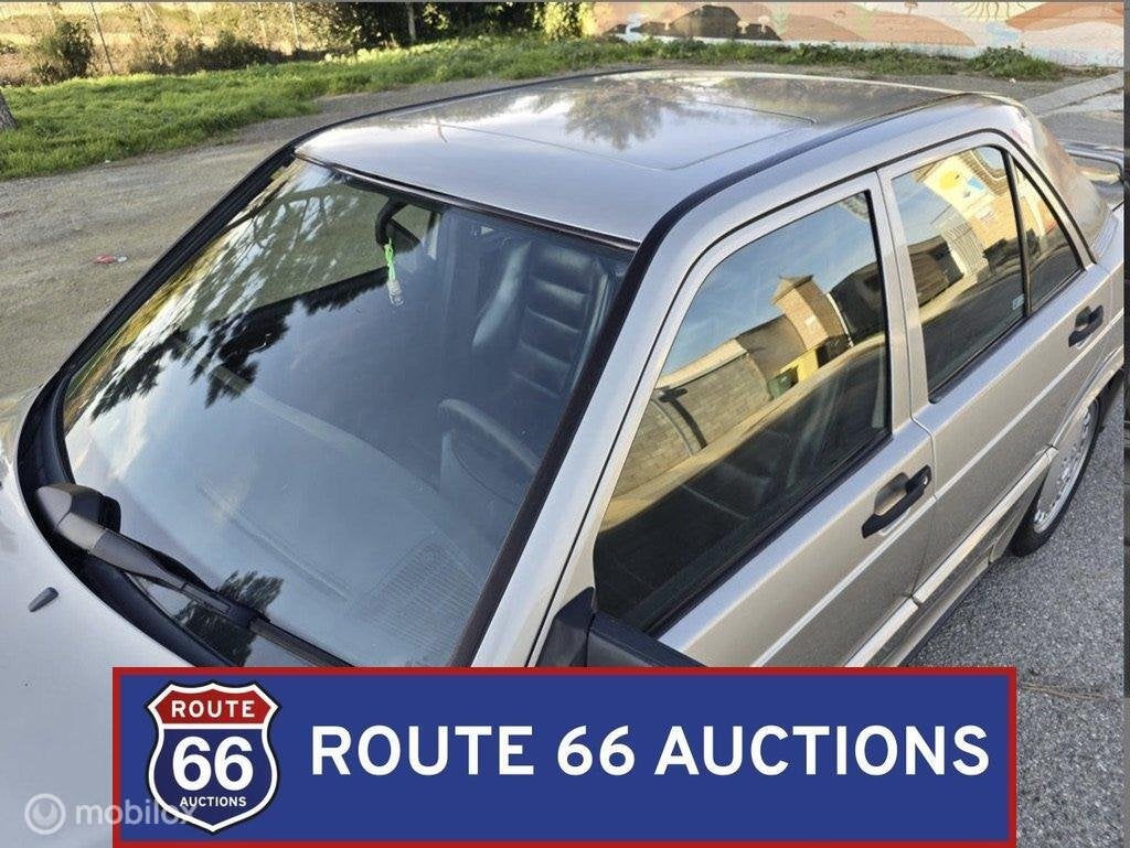 Mercedes-Benz 190 E 2.5-16 | 1989 | Route 66 Auctions, Auto's, Overige carrosserieën, Zwart, Mercedes-Benz, Bedrijf
