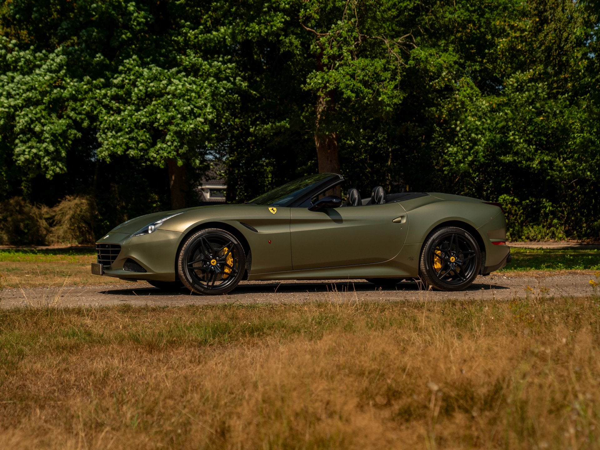 Ferrari California 3.9 T HELE | Carbon Stuur | CarPlay | Ner, Auto's, Ferrari, Automaat, Dealer onderhouden, Achterwielaandrijving