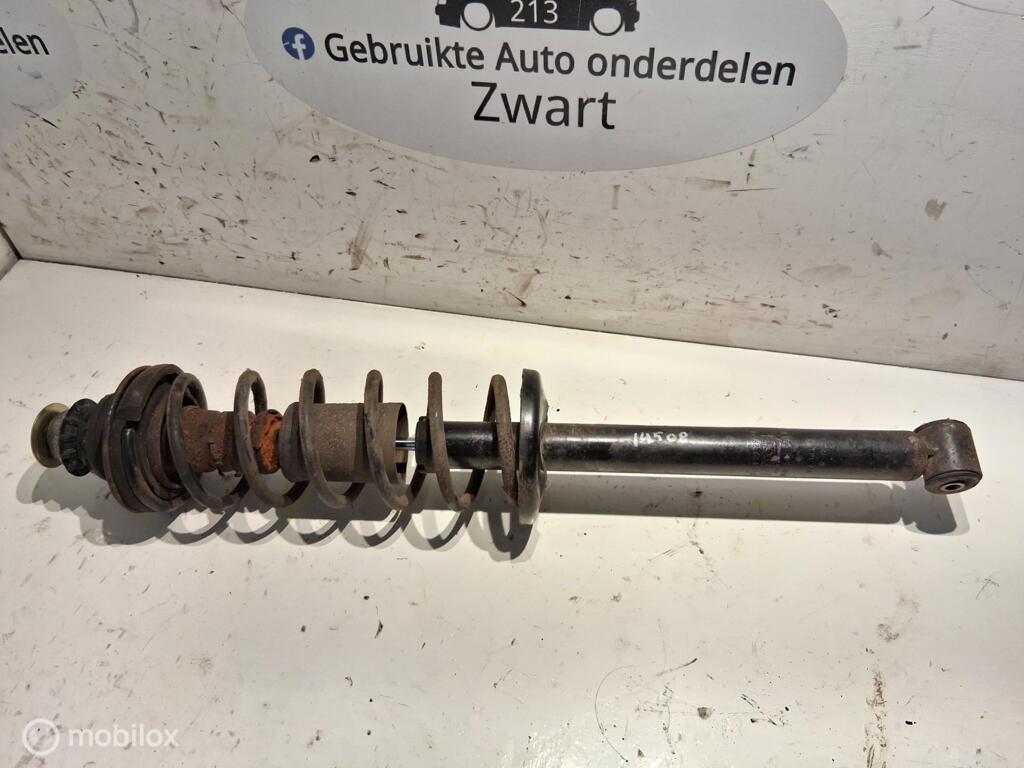 Veerpoot achter Vw Golf III 1.6 ('91-'97) 1H0513031D, Gebruikt, Volkswagen, Ophalen of Verzenden, Volkswagen
