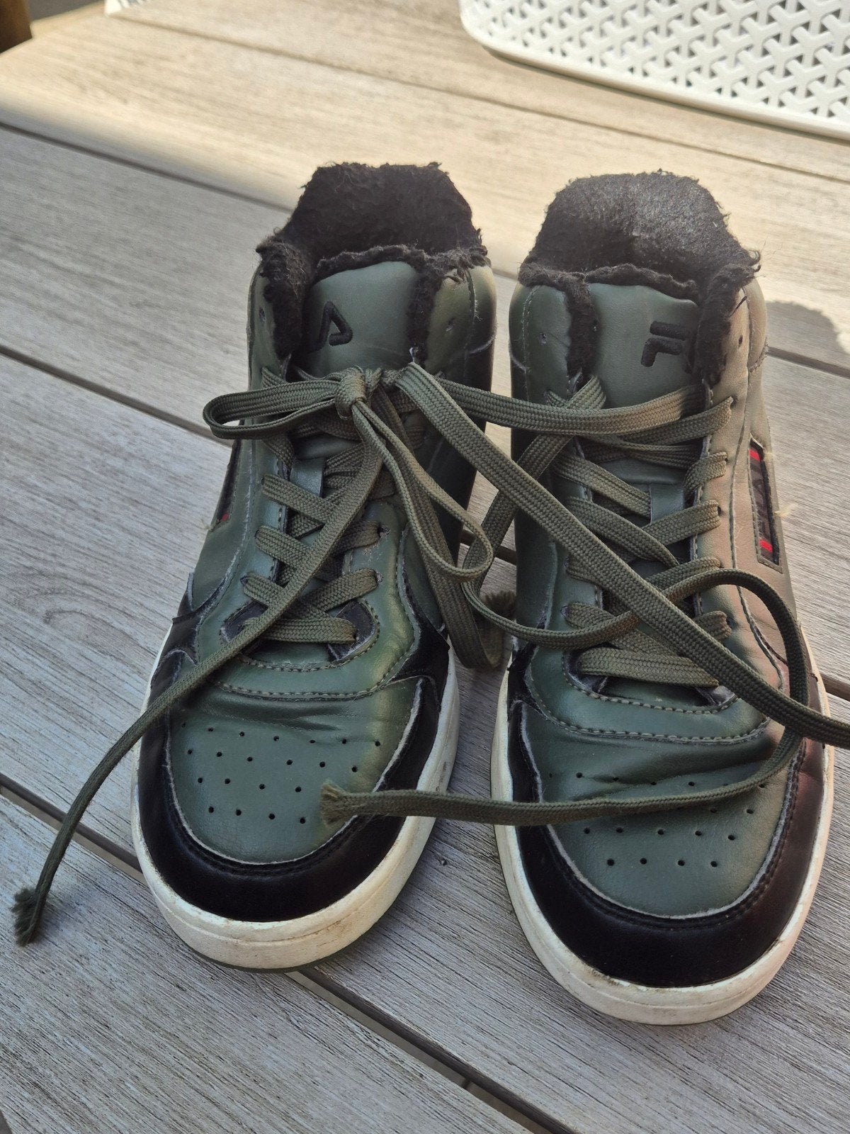 Stoere groene Fila jongensschoenen maat 38, Schoenen, Ophalen of Verzenden, Jongen, Gebruikt