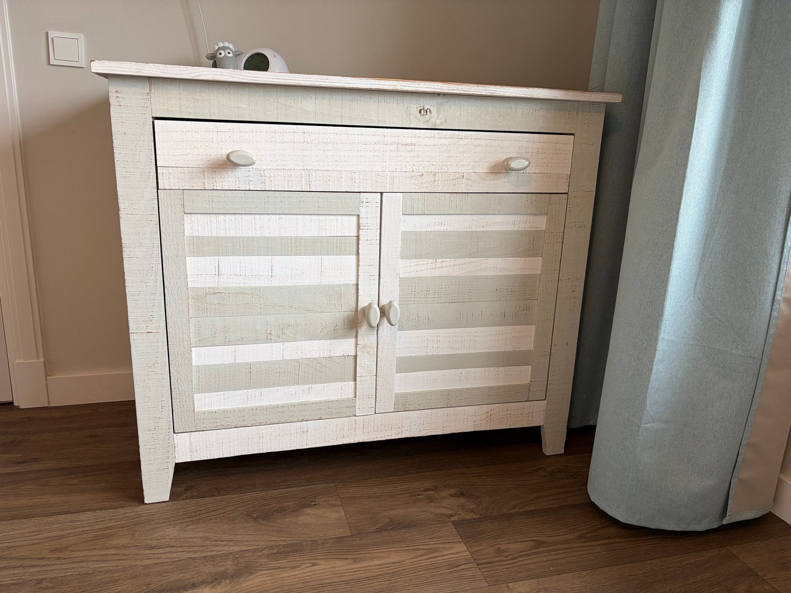 Complete tweeling babykamer set: Commode, kast, 2x ledikant, Ophalen, Gebruikt, 50 tot 70 cm, 75 tot 100 cm