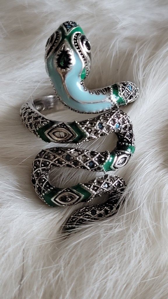 Ring zilver slang snake, Sieraden, Tassen en Uiterlijk, Ringen, Nieuw, Ophalen of Verzenden, 17 tot 18, Dame
