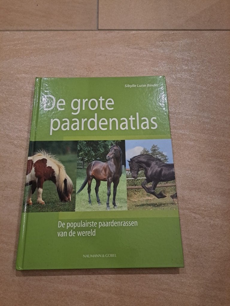 De grote Paardenatlas, met populaire paardenrassen, Ophalen of Verzenden, Zo goed als nieuw