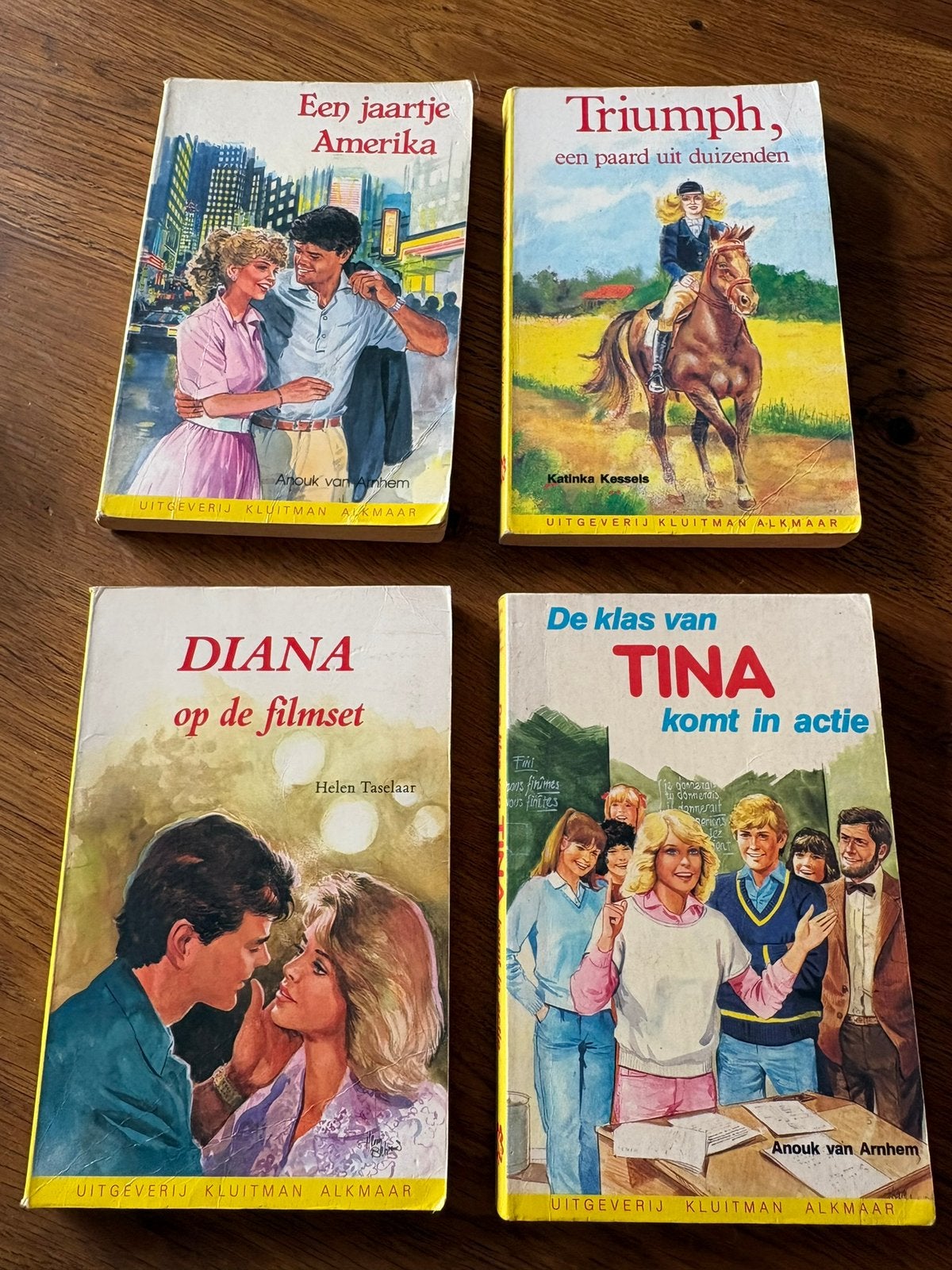 4 meidenboeken, Boeken, Ophalen of Verzenden, Gelezen