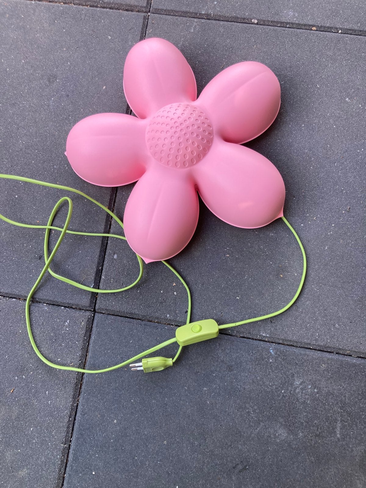Ikea wandlampje bloem, Ophalen, Zo goed als nieuw