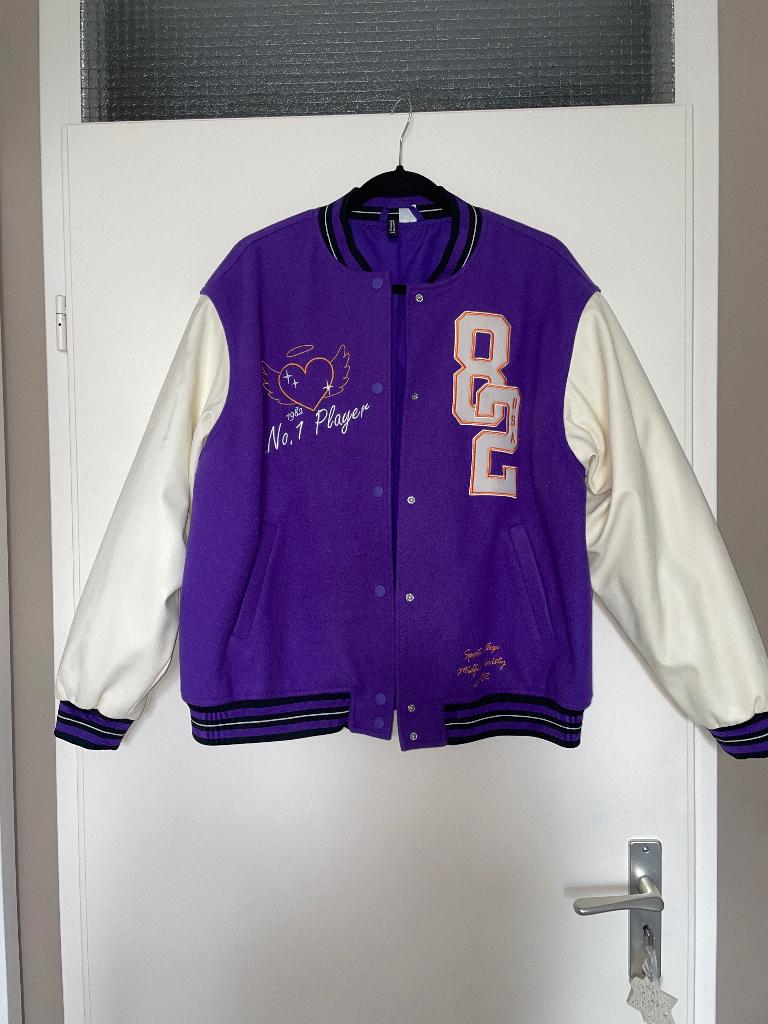 H&M dames paarse oversized baseball jack jas mt S, H&M, Paars, Ophalen of Verzenden, Zo goed als nieuw