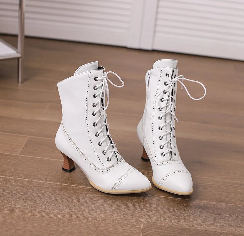 Witte dames enkellaarzen met punt steampunk victoriaanse, Kleding | Dames, Verzenden, Nieuw, Wit, Lage of Enkellaarzen