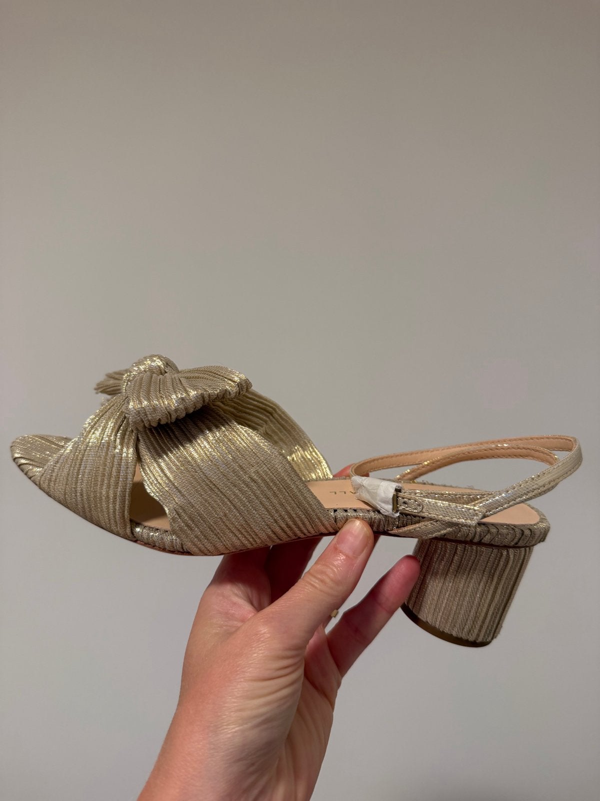 Loeffler Randall Dahlia platinum trouwschoenen 38/US 8, Kleding | Dames, Ophalen of Verzenden, Nieuw, Goud, Schoenen