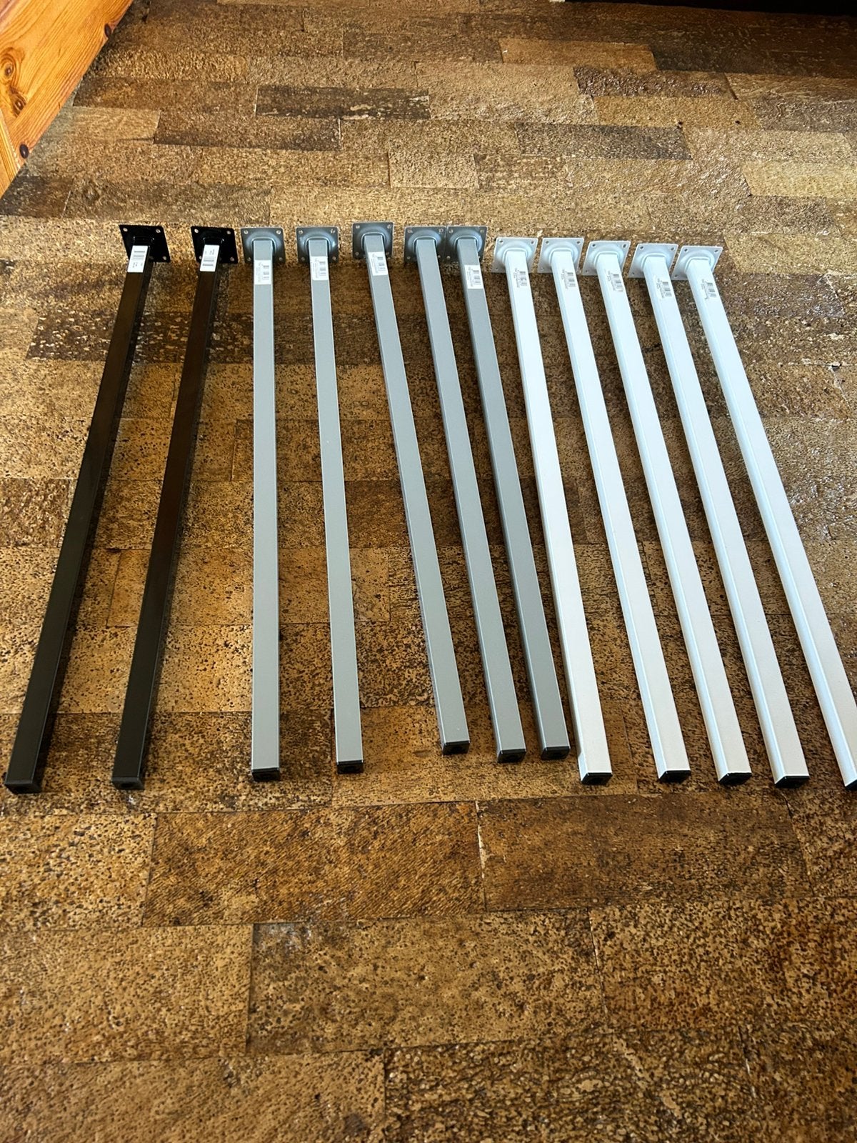 12 x Duraline tafelpoot in zeer nette staat, Ophalen, Zo goed als nieuw, Rond, 50 tot 100 cm