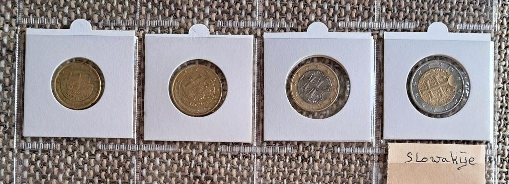 Slowakije munten€ 0,20//€ 0,50//1 euro - 2009, 2 euro - 2011, Ophalen of Verzenden, Slowakije, Overige waardes, Losse munt