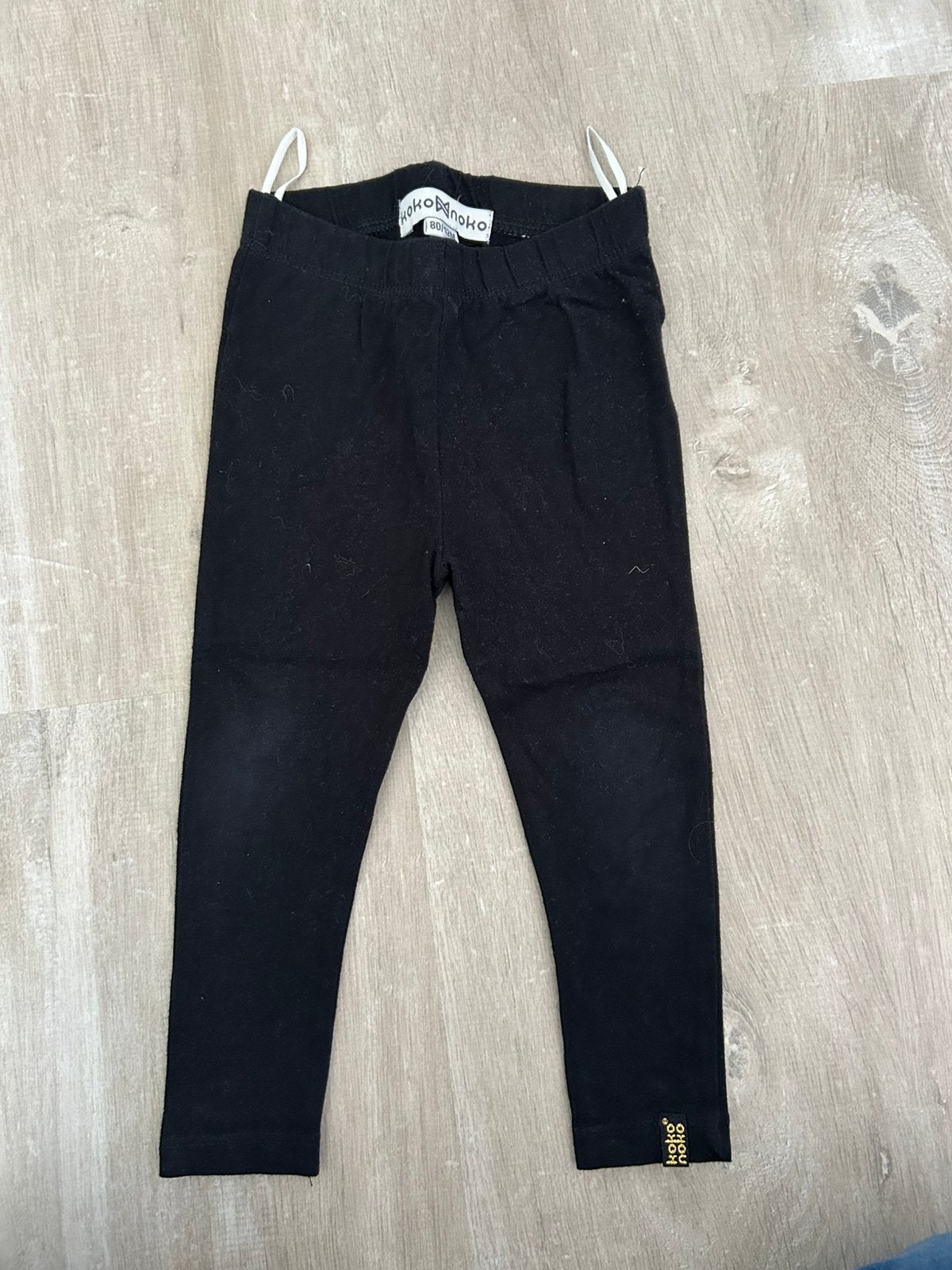 Zwarte legging van Koko Noko - maat 80, Ophalen of Verzenden, Zo goed als nieuw, Meisje, Broekje