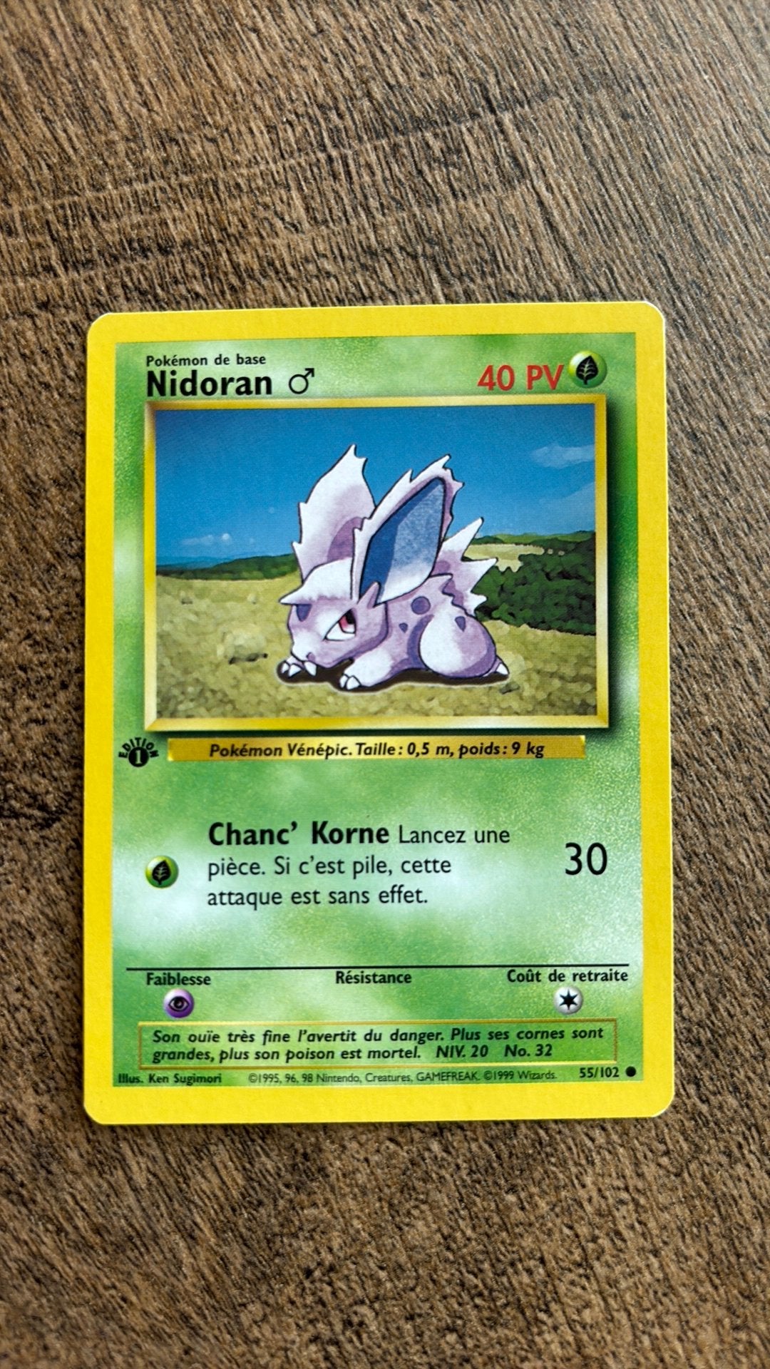 Pokemon kaarten - Nidoran 55/102 - First edition, Hobby en Vrije tijd, Verzamelkaartspellen | Pokémon, Ophalen of Verzenden, Zo goed als nieuw