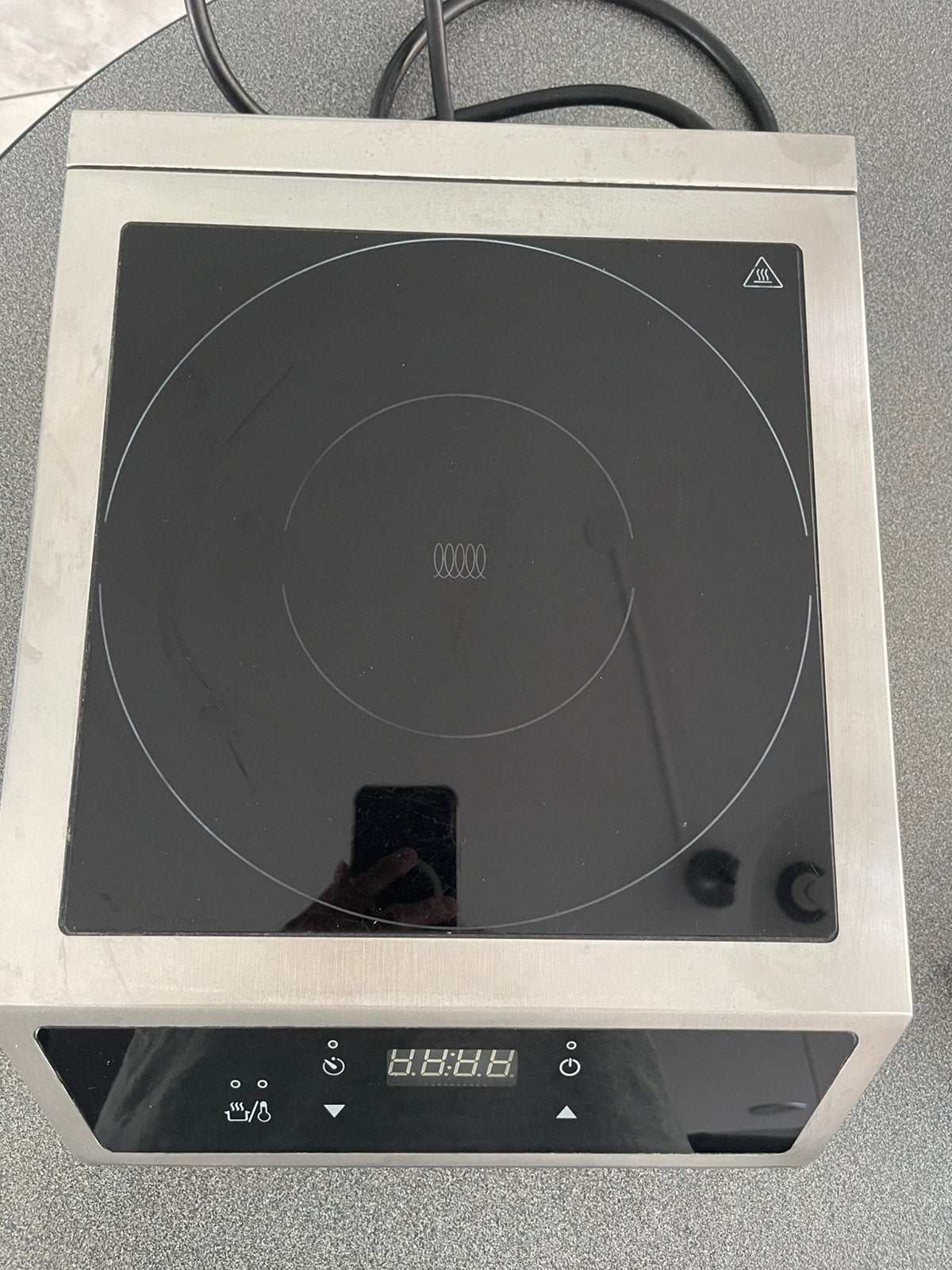 Hendi Inductiekookplaat model 3500 D Defect, Witgoed en Apparatuur, Kookplaten, Ophalen, 3 kookzones of minder, Zo goed als nieuw