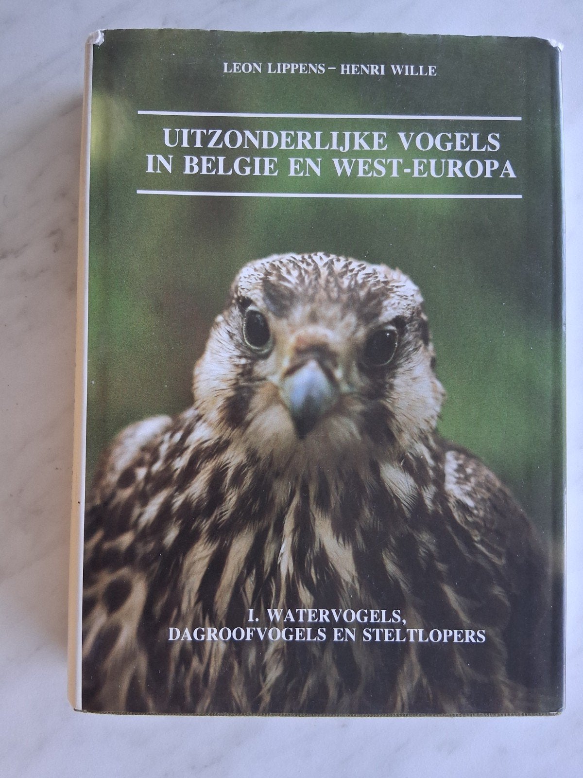 UITZONDERLIJKE VOGELS IN BELGIË  EN WEST-EUROA door Leon, Ophalen of Verzenden, Zo goed als nieuw, Vogels