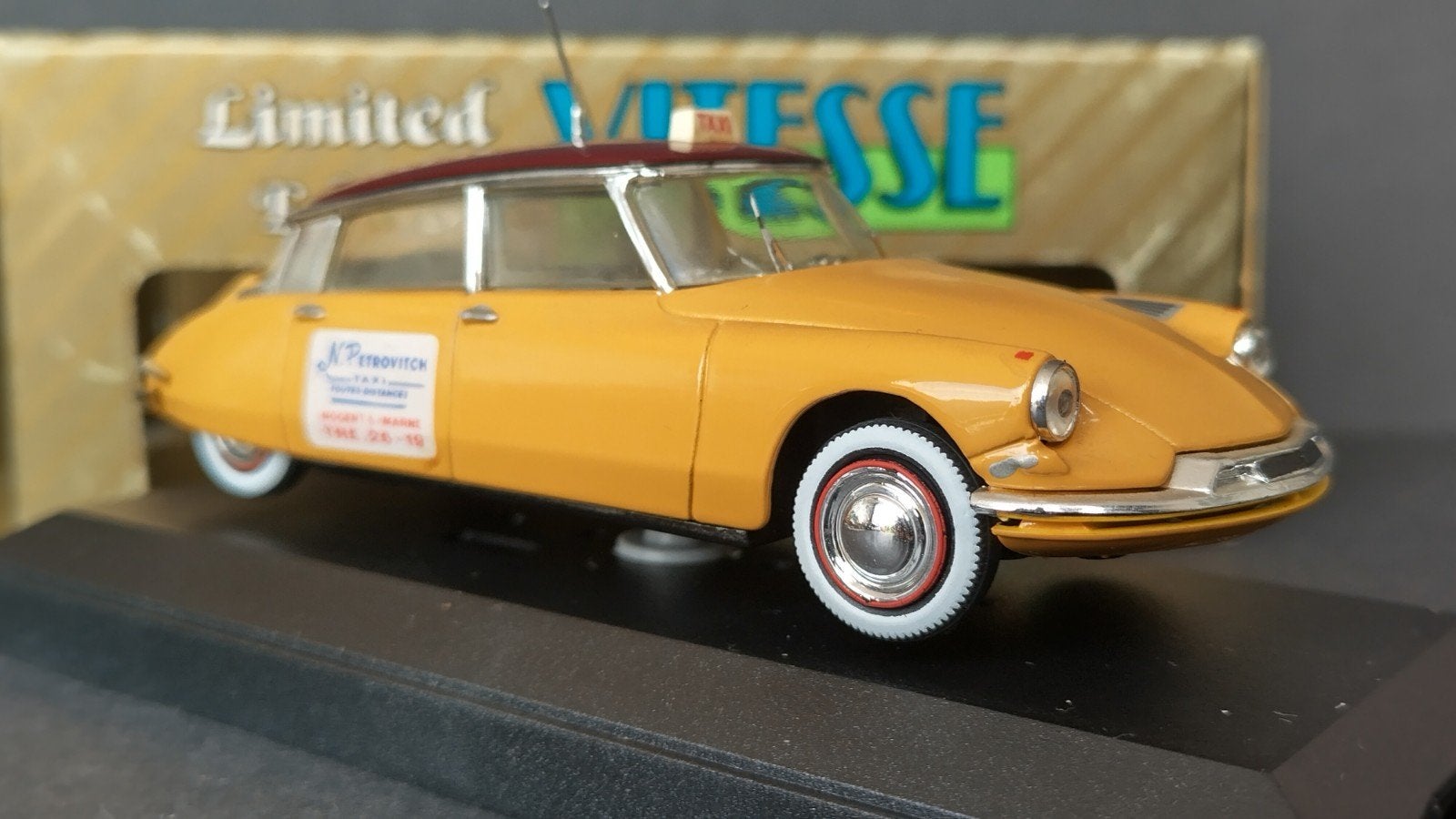Citroen DS 19 Radio Taxi Petrovitch 1:43 Vitesse Pol, Overige merken, Auto, Verzenden, .