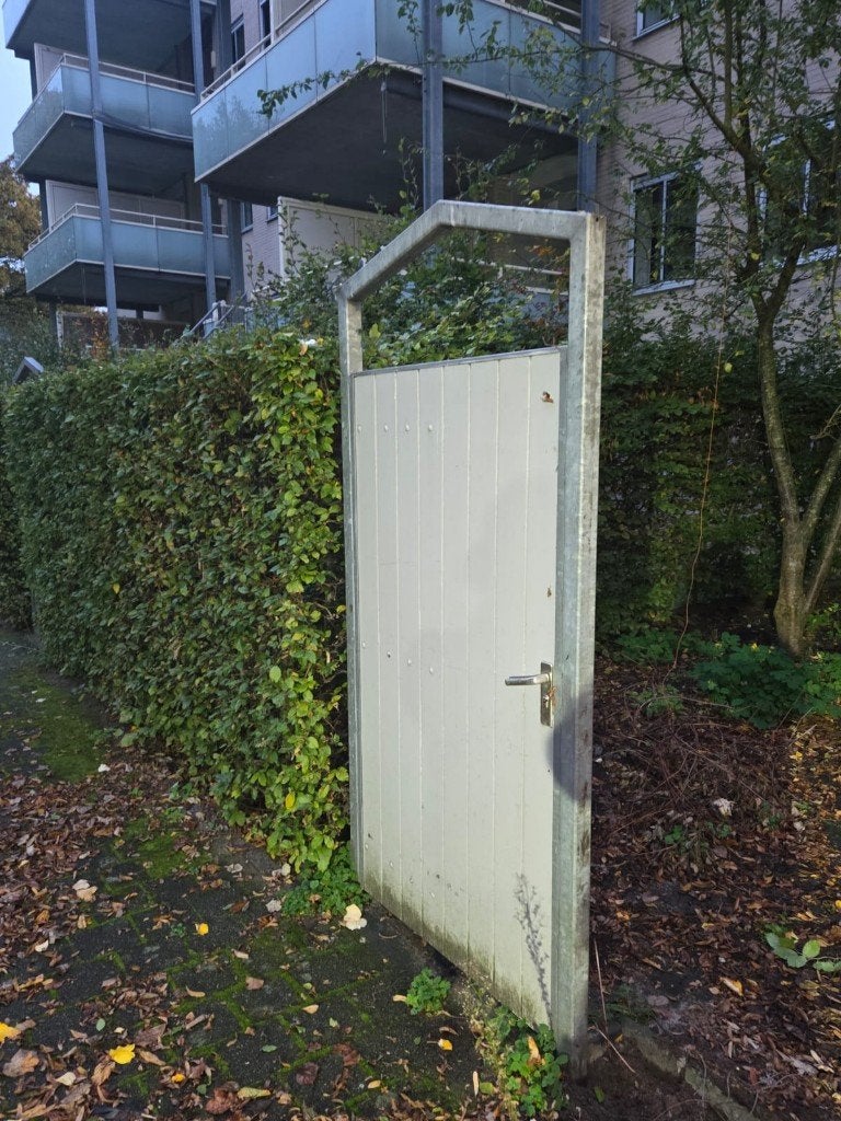 Poort tuinpoort looppoort schuttingdeur ( 457 ), Ophalen, Gebruikt, Nb, Nb