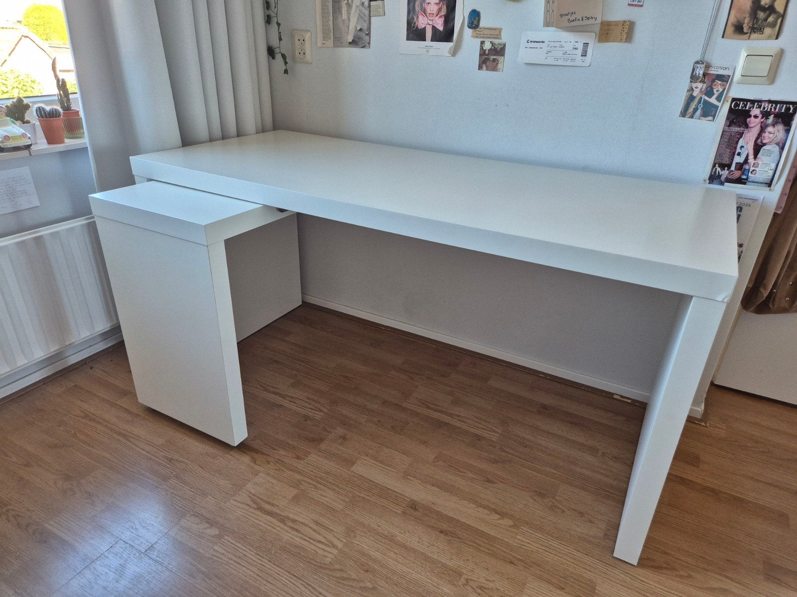 Ikea bureau Malm met uittrekbaar blad, wit, 151 x 65, Ophalen, Gebruikt, 65 cm, IKEA