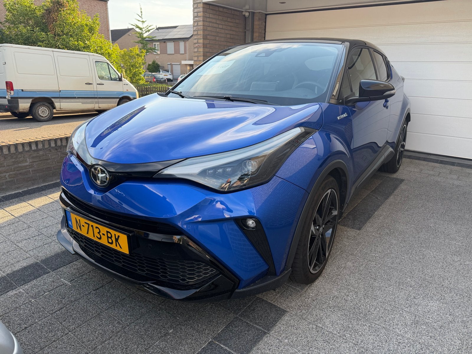 Toyota C-HR 2.0 Hybrid 184pk GR SPORT 2021 Bi-tone blauw, Auto's, 725 kg, Zwart, 4 cilinders, Origineel Nederlands