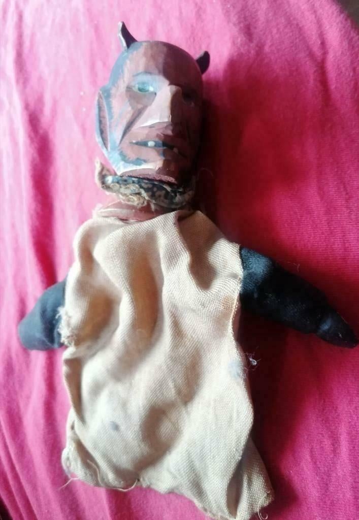 Antieke poppenkast pop - duivel, Ophalen