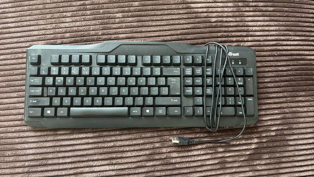 Trust toetenbord USB, Ophalen, Qwerty, Gebruikt, Bedraad
