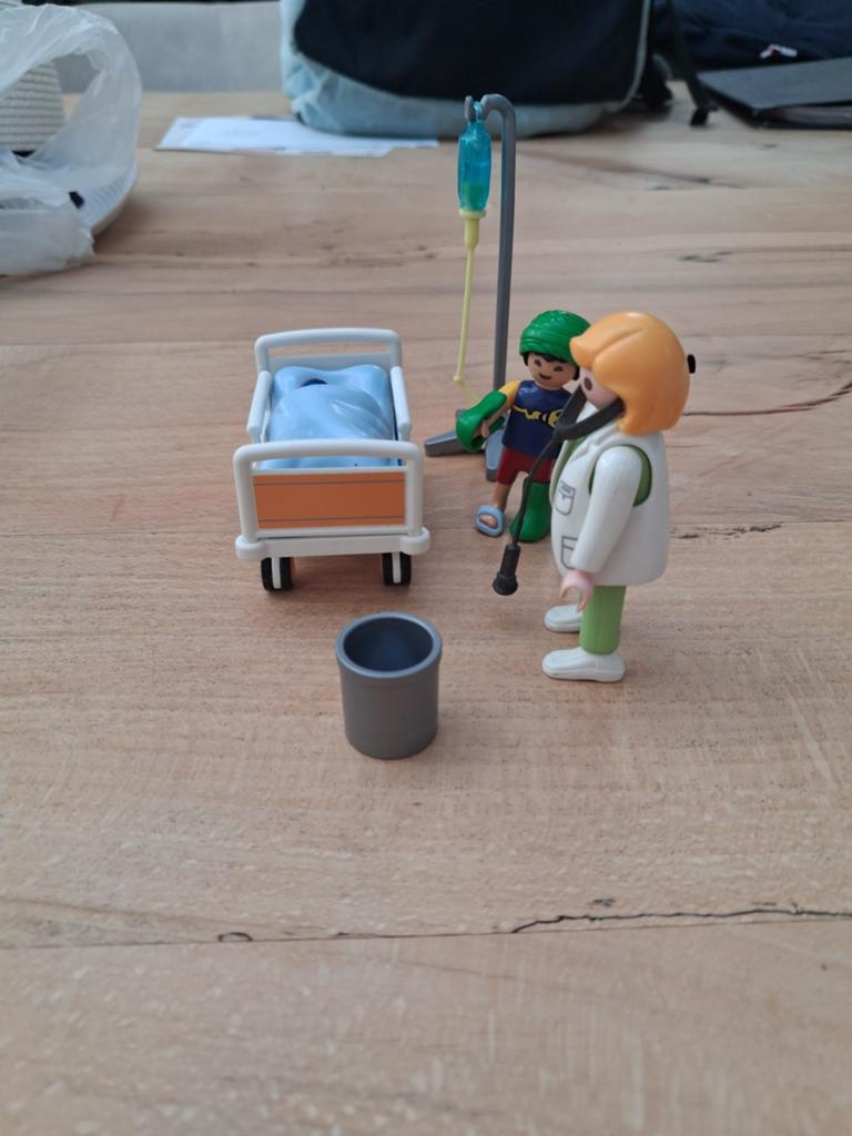 Playmobil Ziekenhuis Set met Dokter en Patiënt, Kinderen en Baby's, Speelgoed | Playmobil, Ophalen of Verzenden, Gebruikt, Complete set
