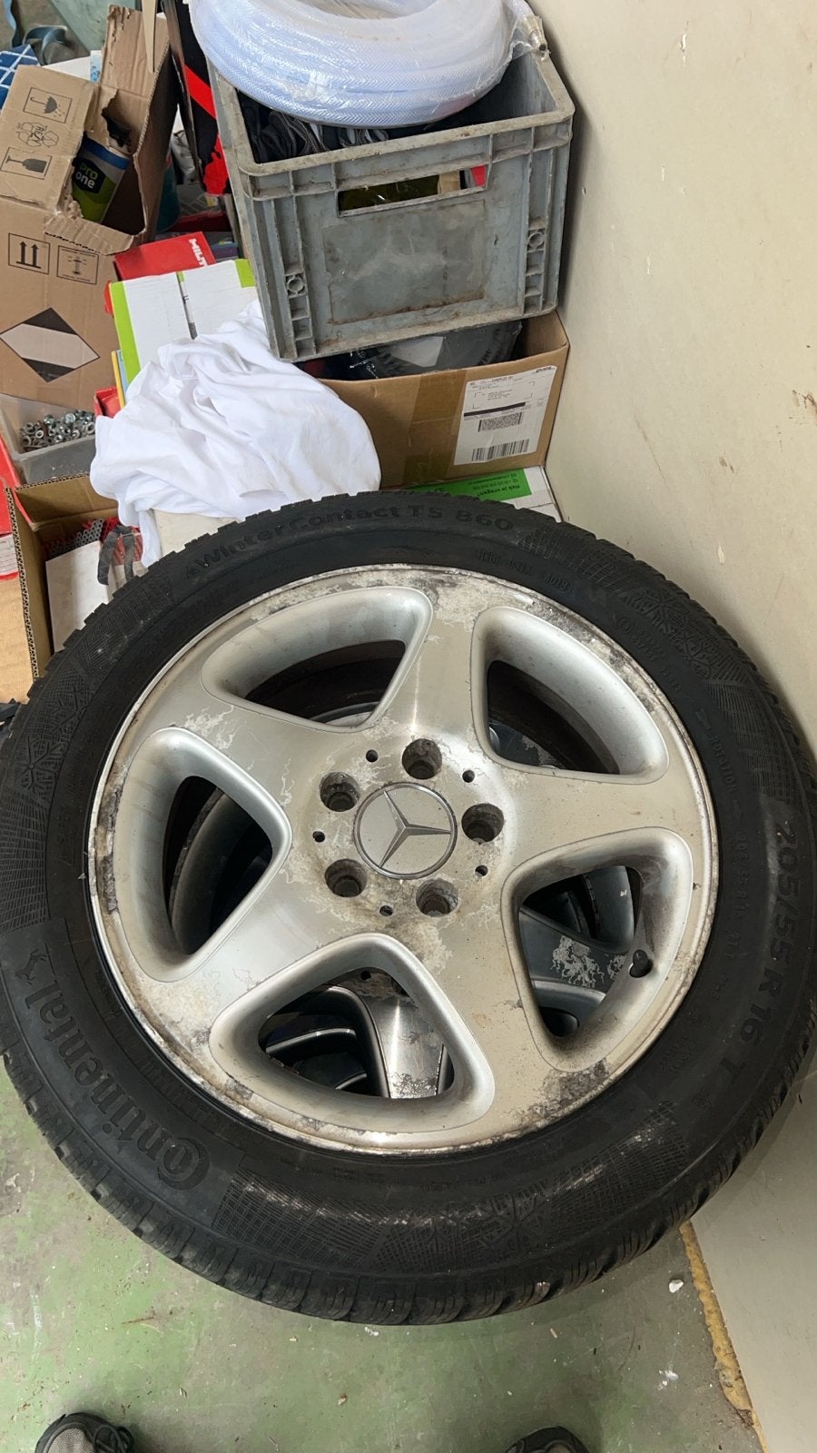Mercedes C180 Velgen met winterbanden (2011), Ophalen, Gebruikt, 16 inch, Banden en Velgen