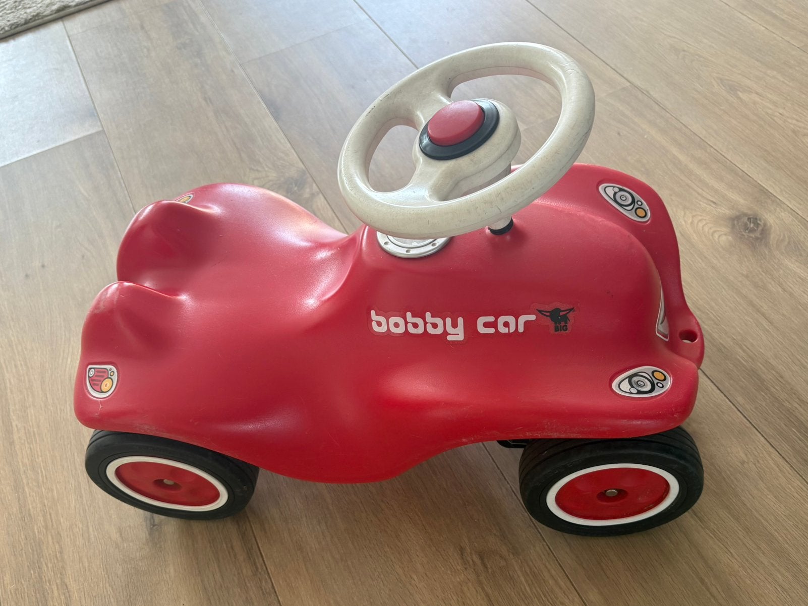 Rode bobby car nette staat, Kinderen en Baby's, Speelgoed | Buiten | Voertuigen en Loopfietsen, Ophalen, Zo goed als nieuw