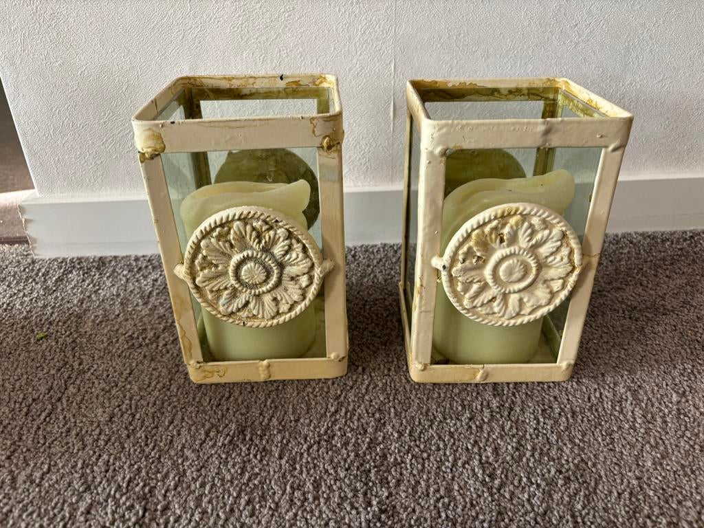 2 leuke windlichten van metaal, Ophalen of Verzenden, Zo goed als nieuw, Metaal, Minder dan 25 cm