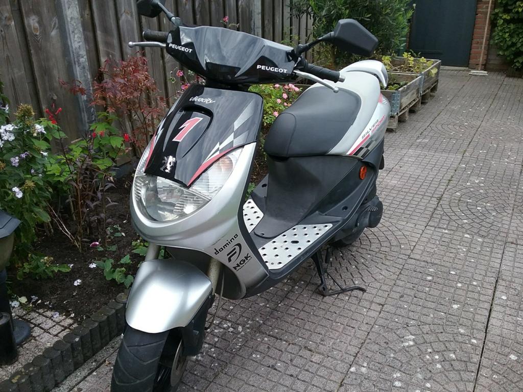PEUGEOT VIVACITY SILVERSPORT, Ophalen, Gebruikt, Vivacity